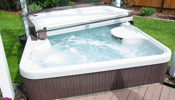 Hot tub open back yard residential